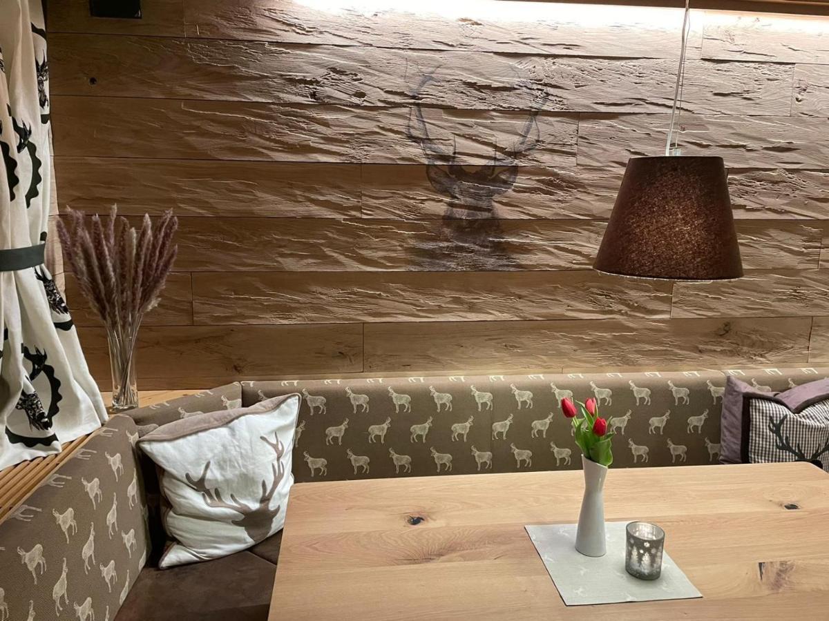 גרגלן Hotel Alpenrose מראה חיצוני תמונה