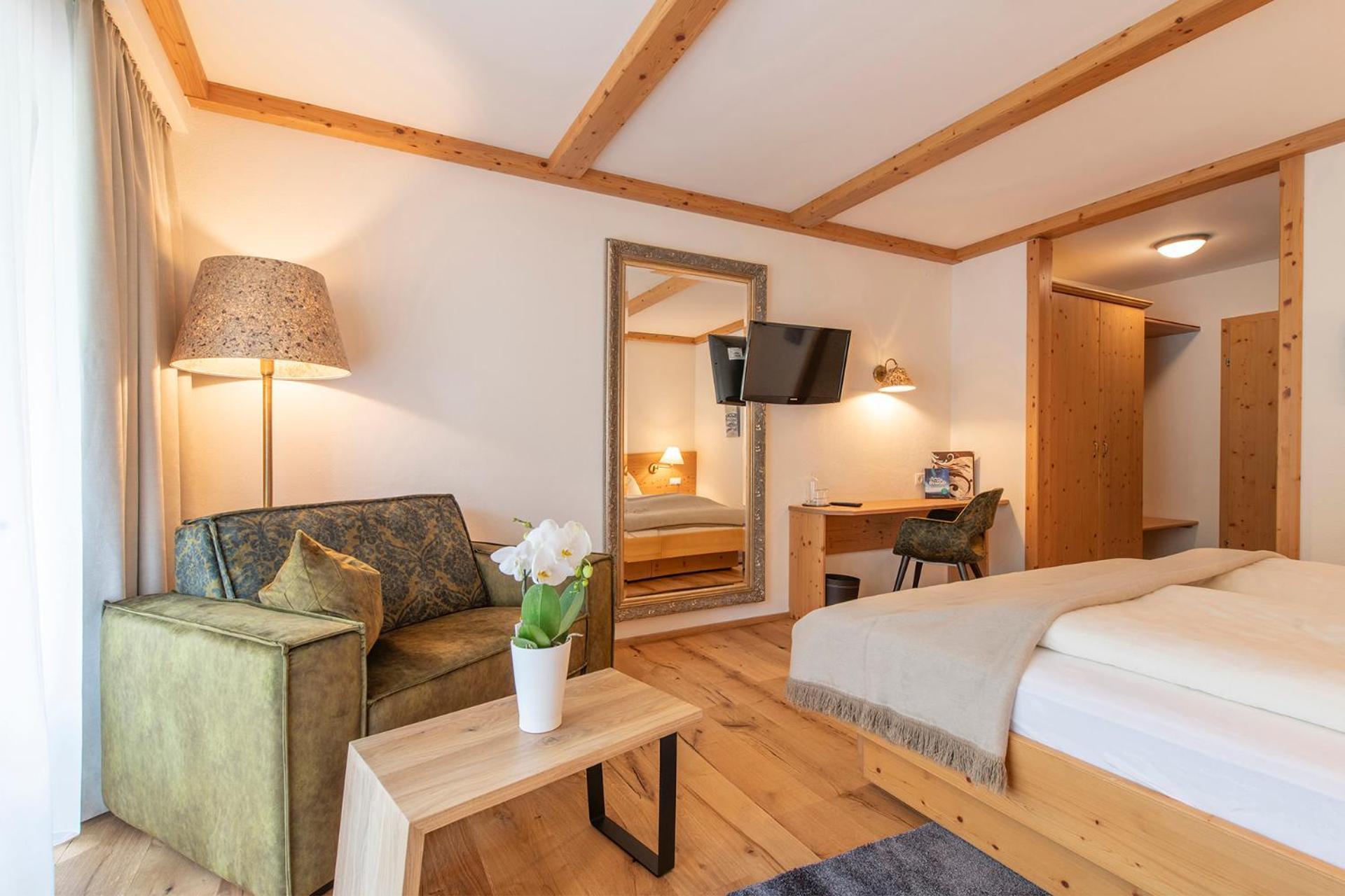 גרגלן Hotel Alpenrose מראה חיצוני תמונה