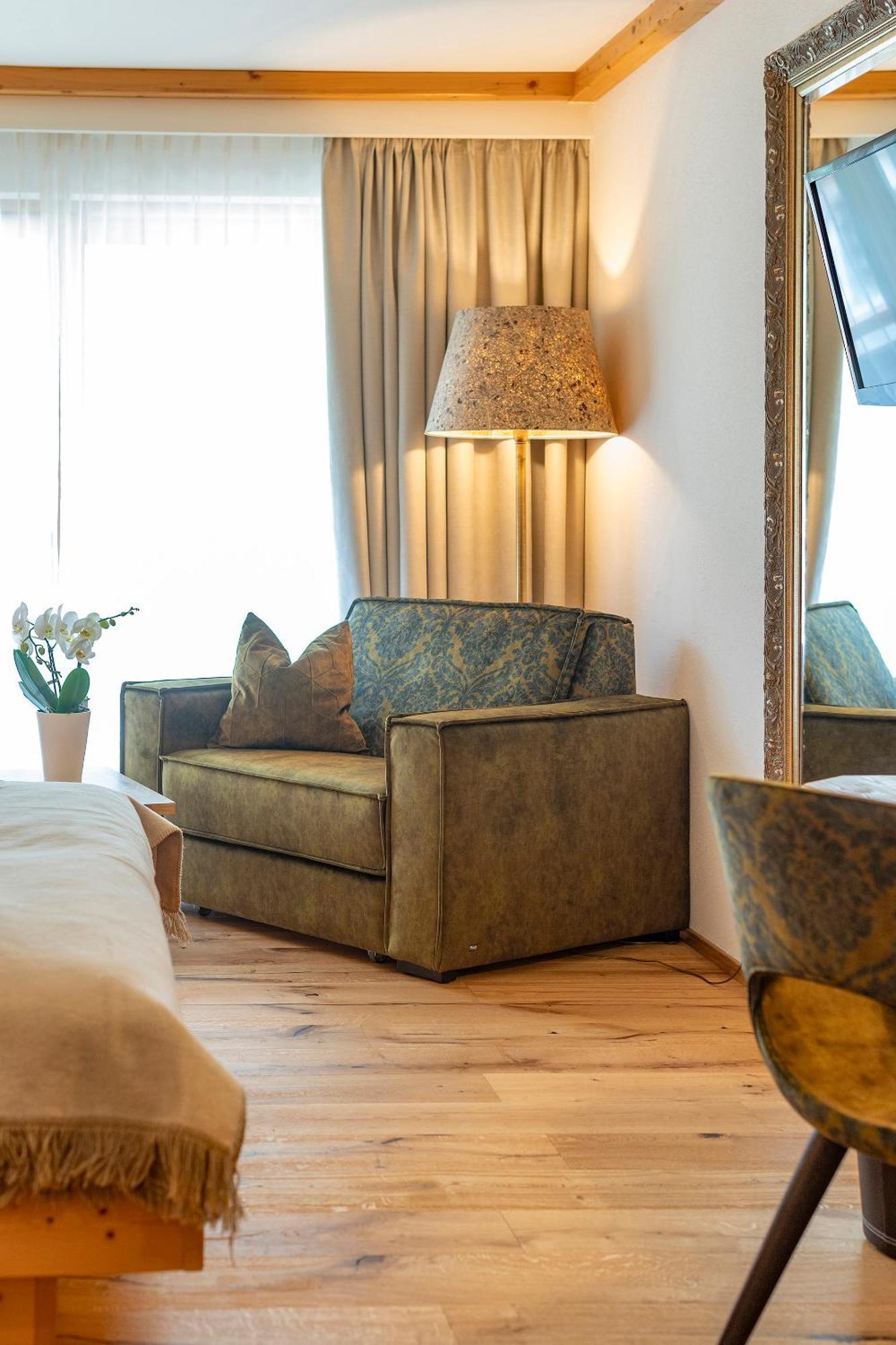 גרגלן Hotel Alpenrose מראה חיצוני תמונה