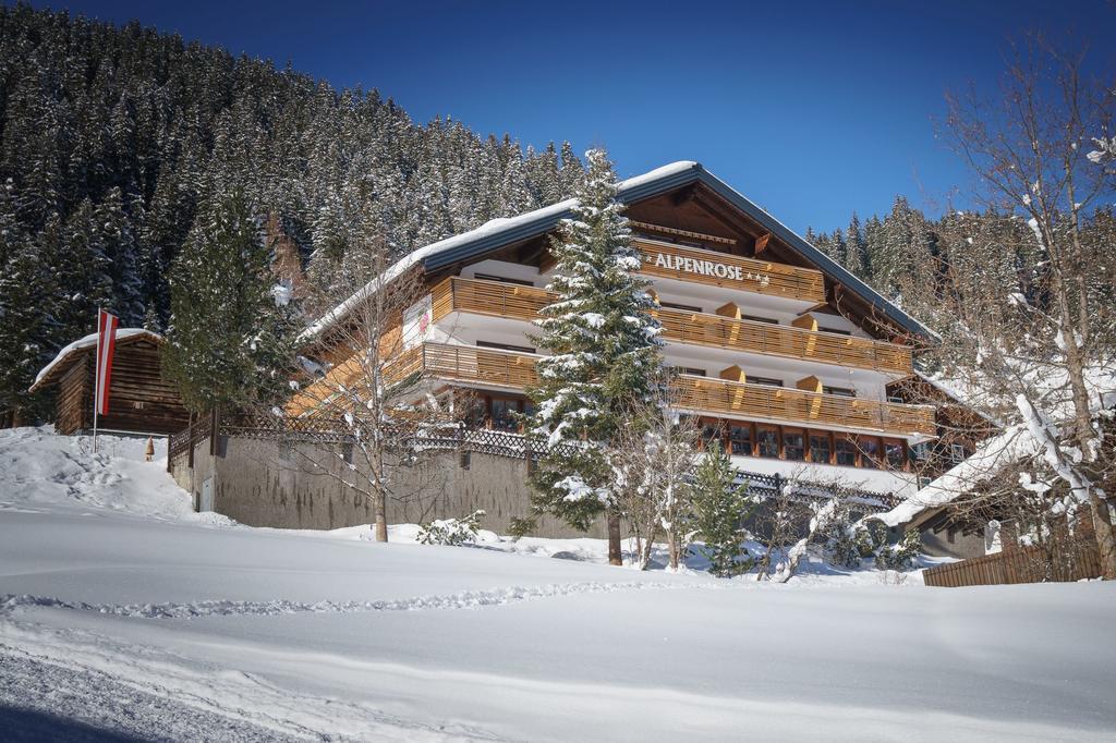גרגלן Hotel Alpenrose מראה חיצוני תמונה