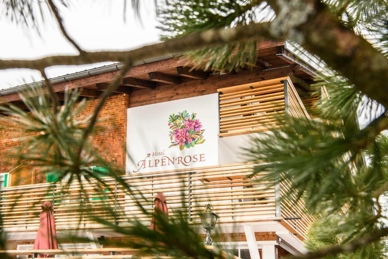 גרגלן Hotel Alpenrose מראה חיצוני תמונה